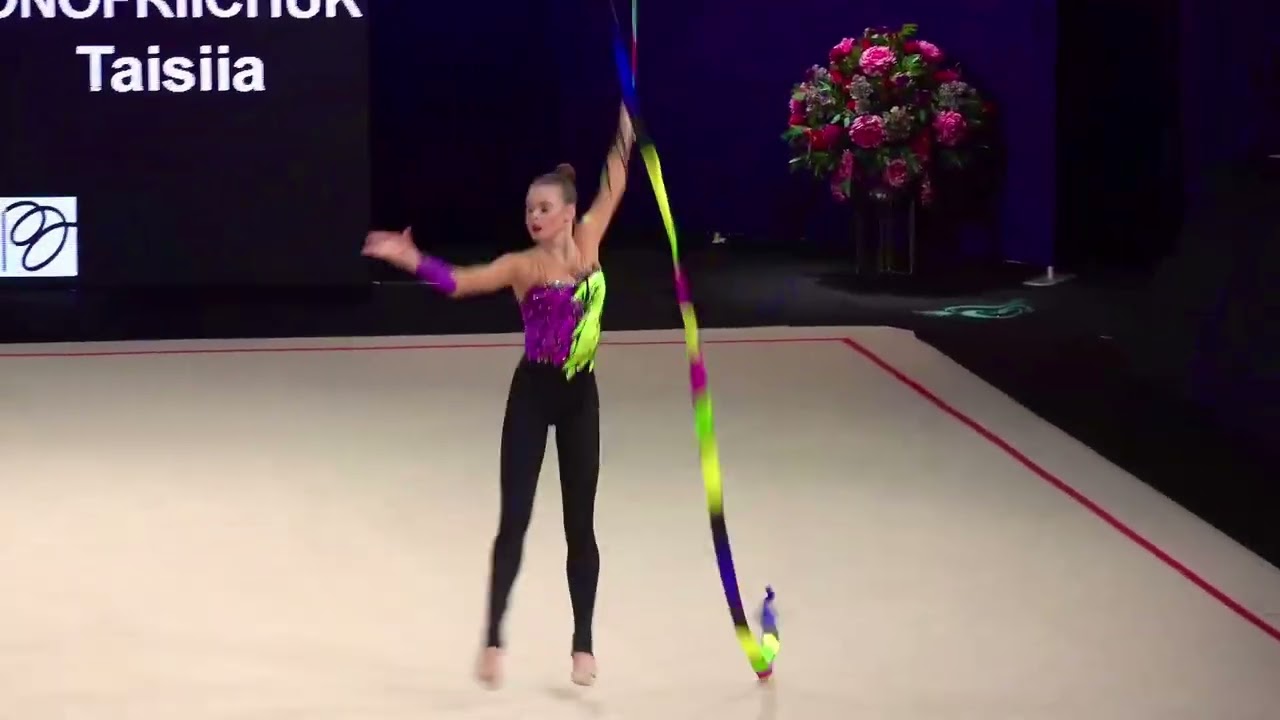 Taisiia Onofriichuk Ribbon 2026 💜💚 27.550