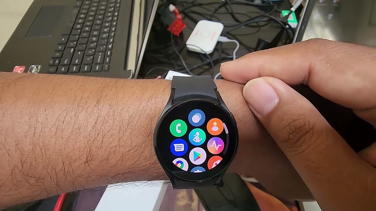 Samsung Galaxy Watch4 : How to set Quick launch gesture as Settings