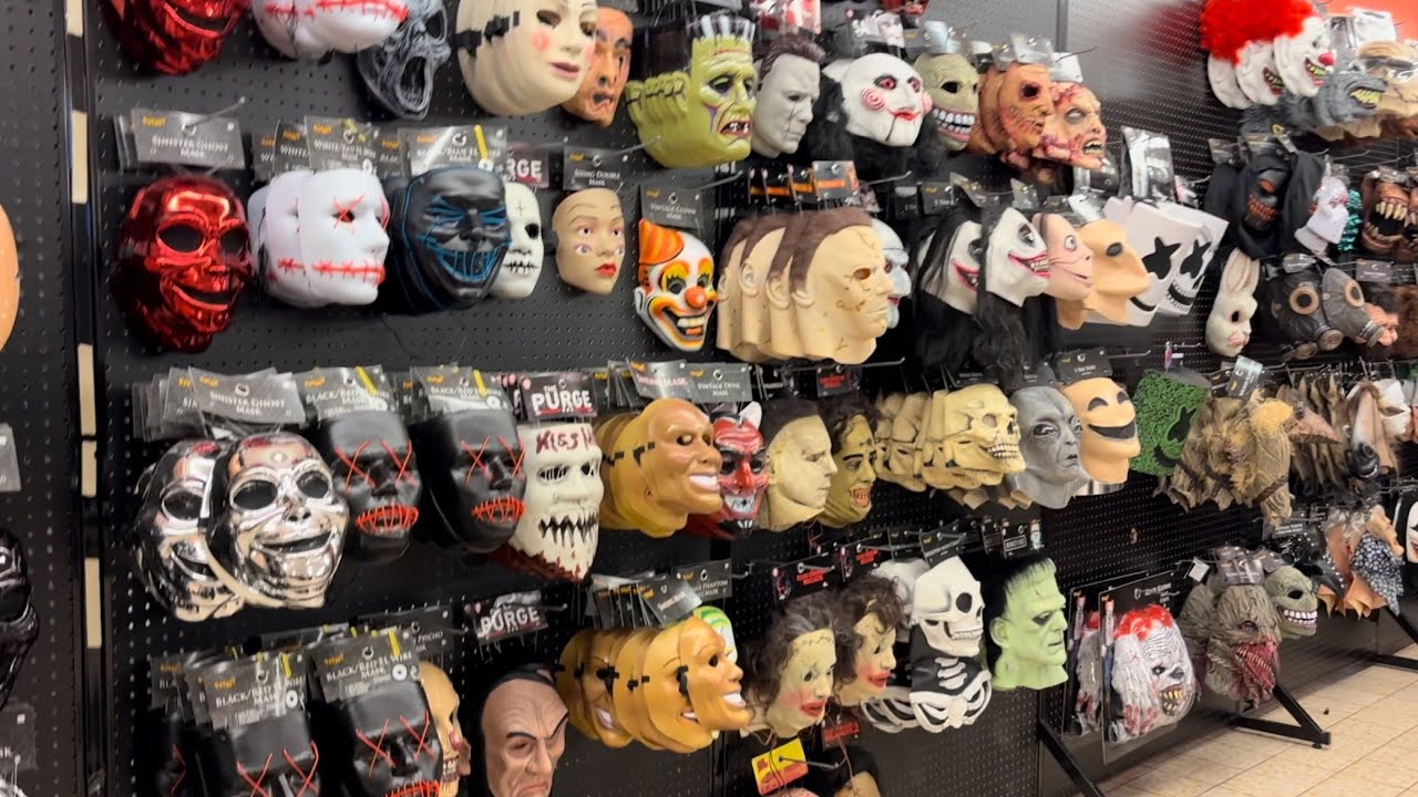 SPIRIT HALLOWEEN FULL TOUR 2024