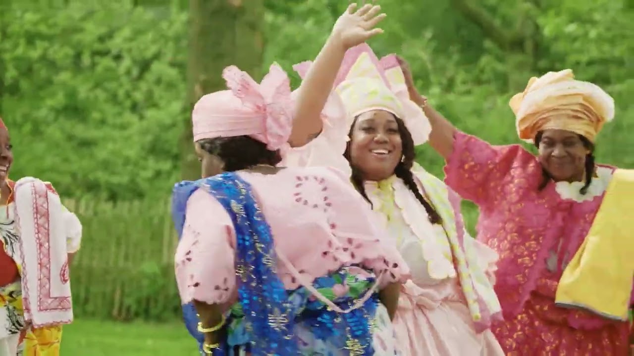 Baas Berg and friends, mamapoku; een ode aan mama