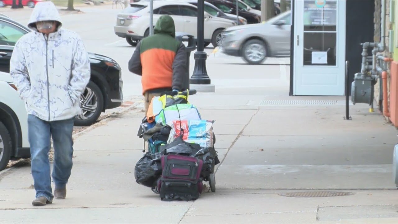 Tents set up outside of Project Now in Rock Island taken down, people told to leave