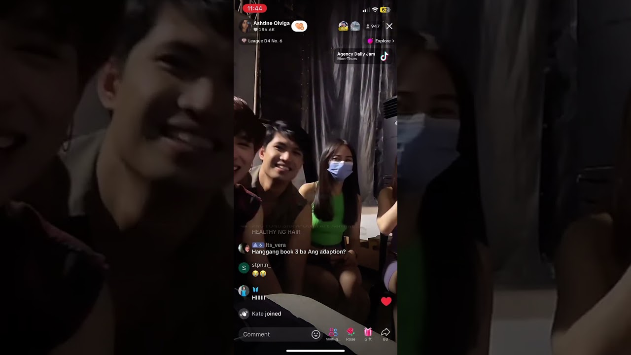 241209 ashtine olviga tiktok live with aubrey, yanyan & frost