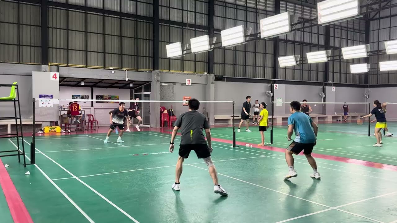 ตั้ม ฟลุ๊ค - ฮ.ฉ่าย แพน - พี่หนึ่ง โอม (สามเส้า) (9/3/69)