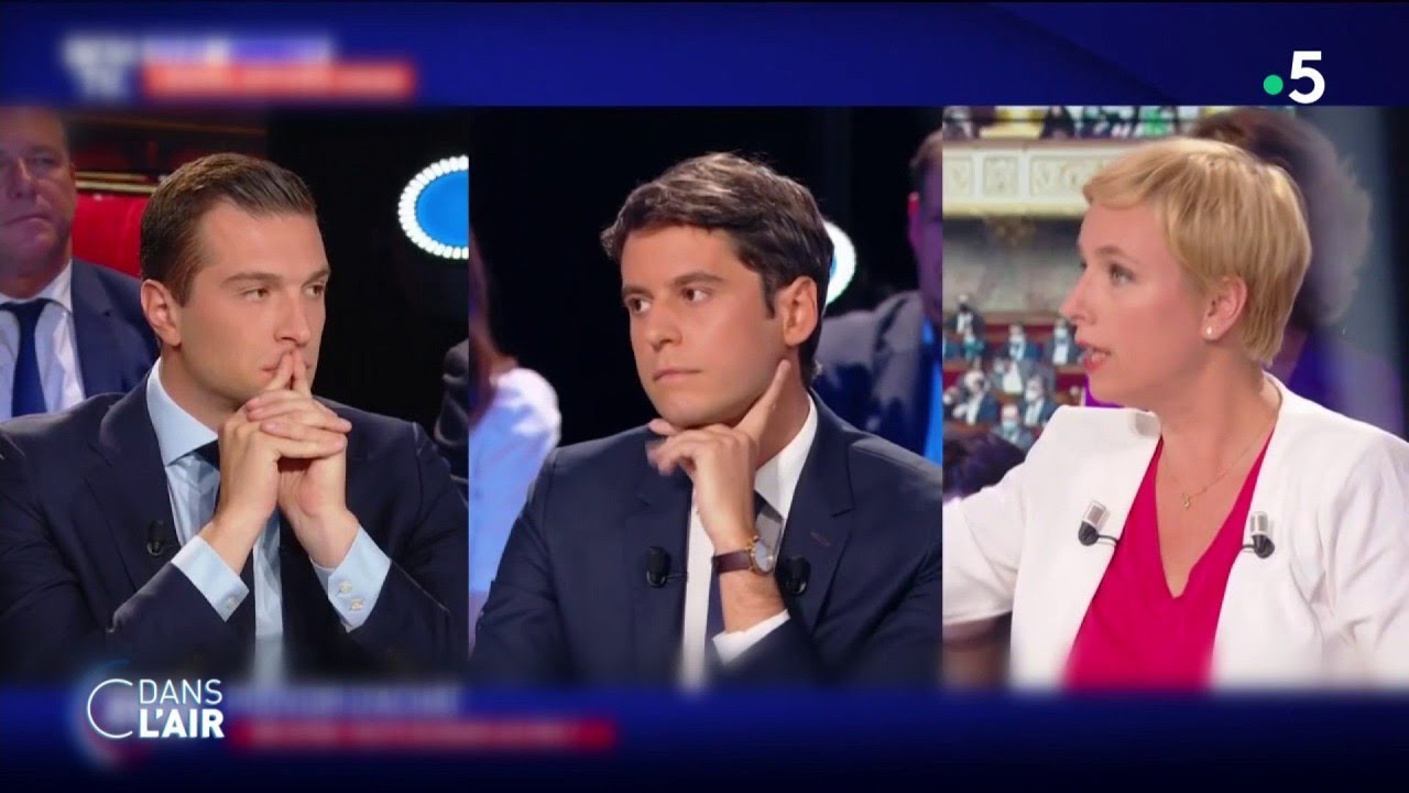 L&eacute;gislatives : le camp pr&eacute;sidentiel en qu&ecirc;te de majorit&eacute; absolue - Reportage #cdanslair 17.06.2022