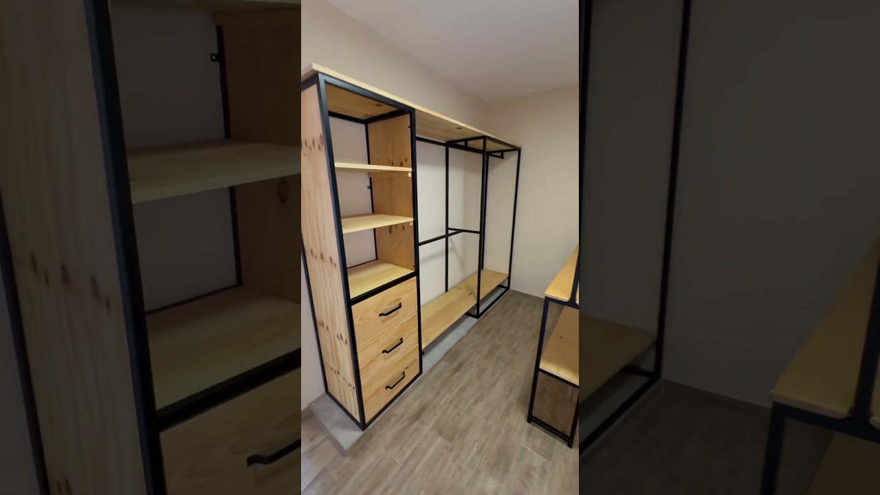 Closets estilo industrial ✨👨&zwj;🏭  estructuras metalicas con madera en tono natural 👌🏻🪵