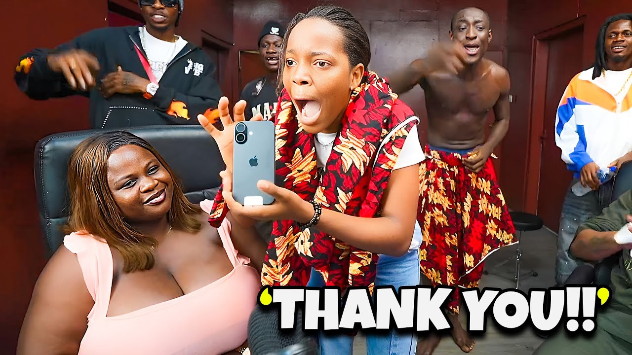 Carterefe Suprised His Tiktok Sister With A Brand New Iphone To Kickstart Her Tiktok Journey