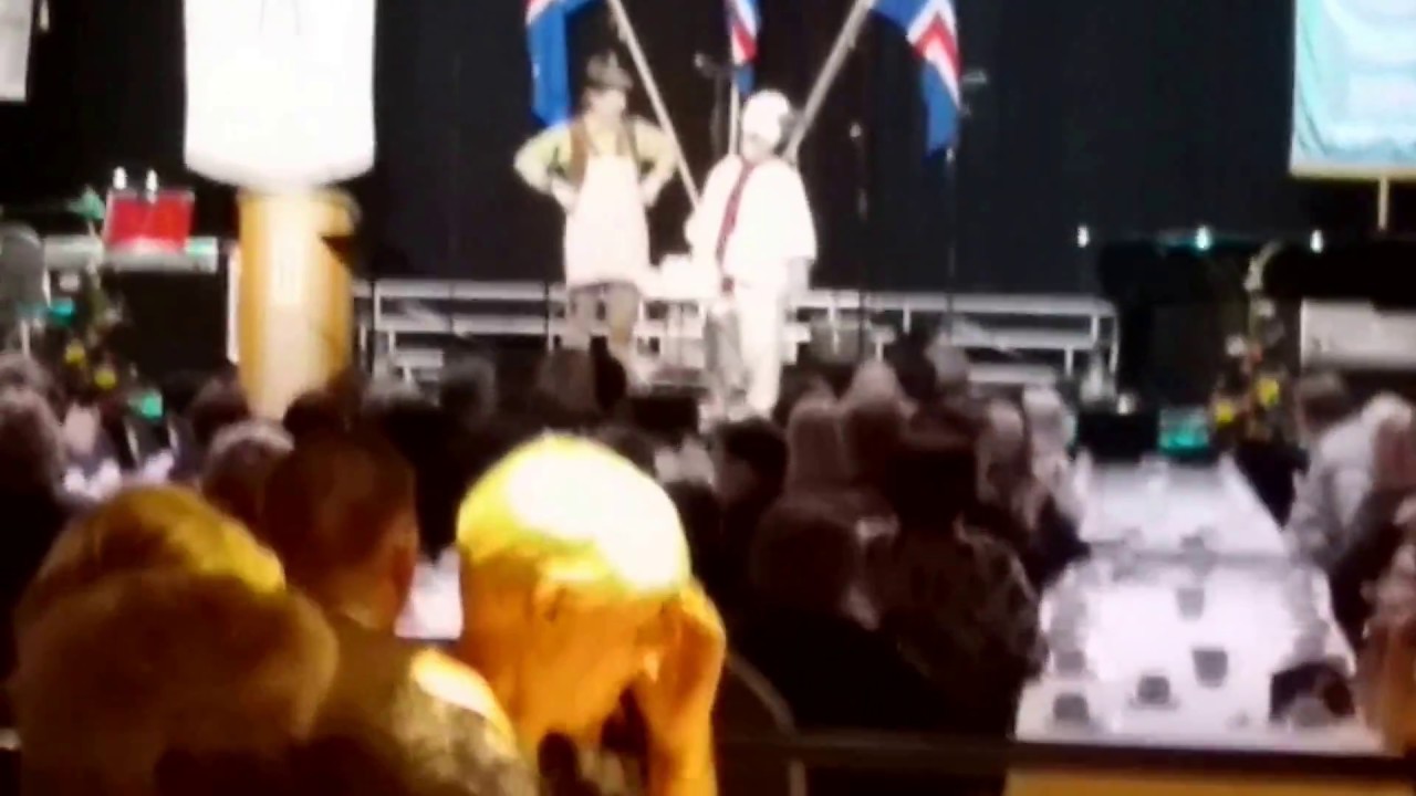 Dýrin í hálsaskógi 1 maí 2018