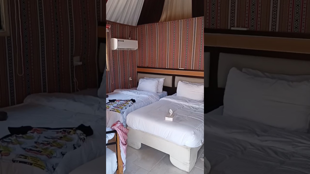 Zobacz beduiński domek do wynajęcia #samochodemnawakacje #wadirum #deserthouse #jordan #jordania