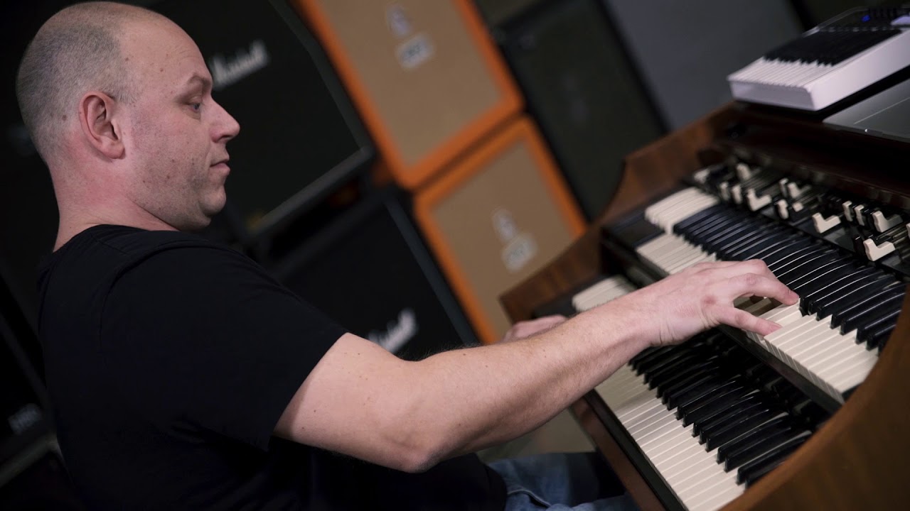 Leslie Collection - Hammond artist Toby Lee Marshall amazed by the official rotary speaker emulation