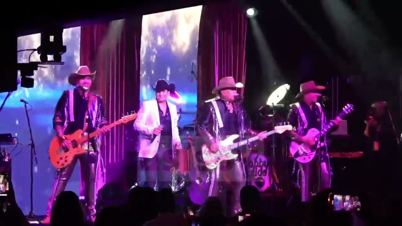 Bobby Pulido ft Grupo Bronco en Auditorio Cumbres