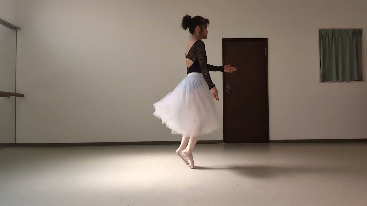 Simda Naoko ballet studio