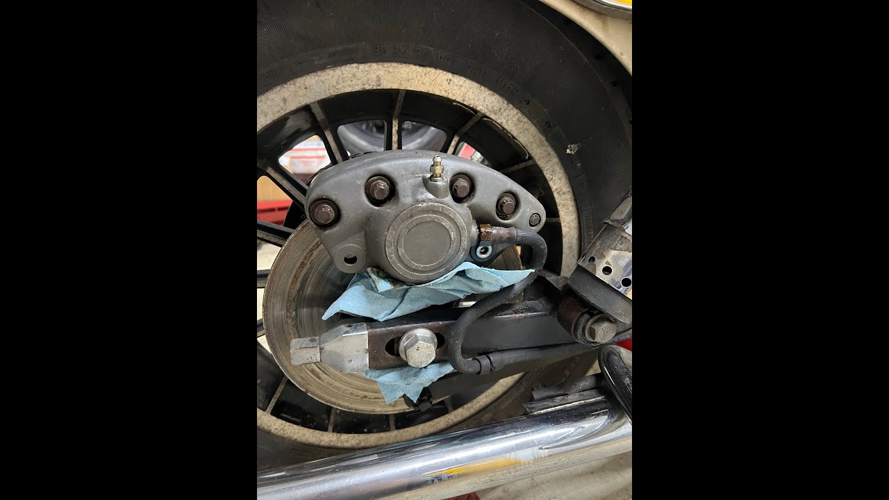 1979 Harley Davidson FLH Shovelhead Banana Caliper Rebuilding HD 1080p