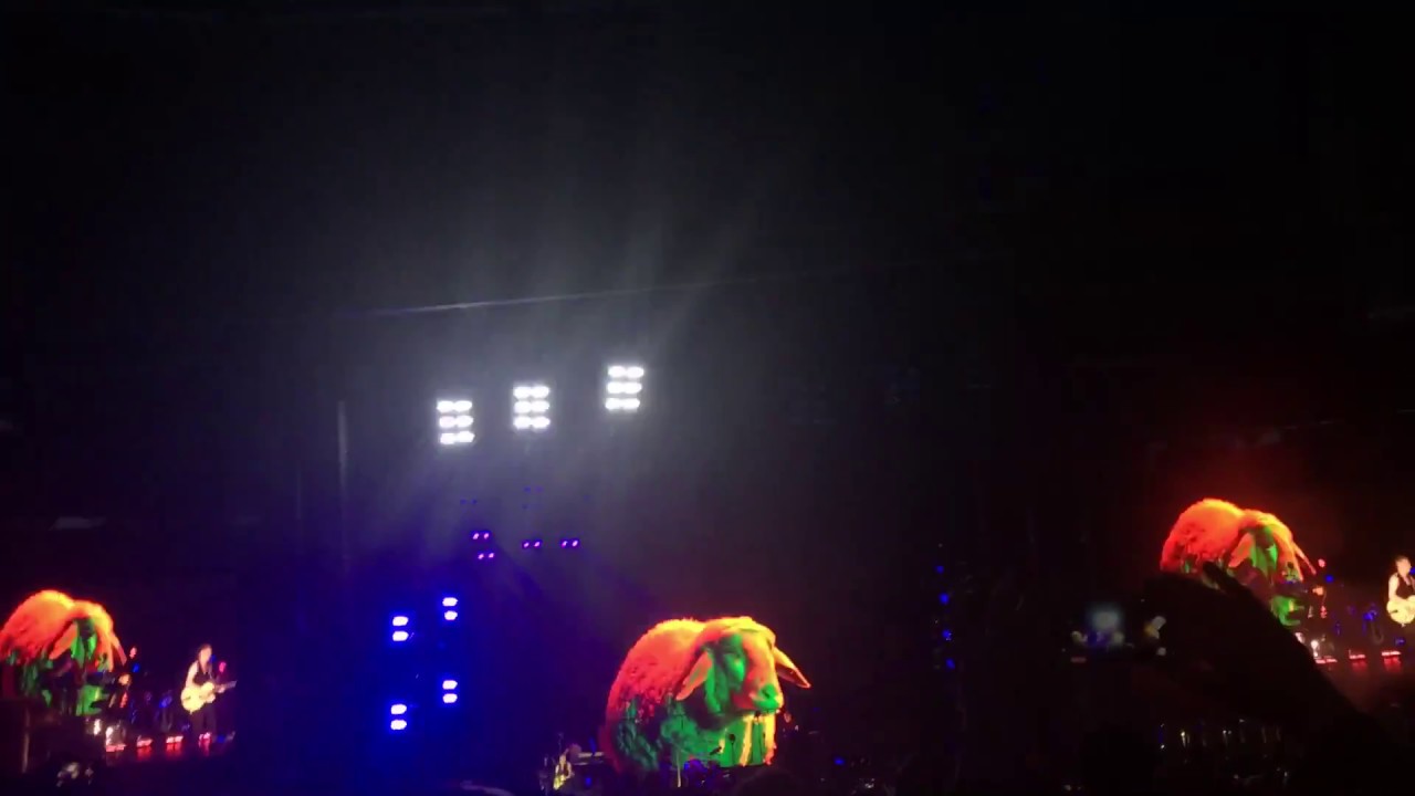 DEPECHE MODE - Enjoy The Silence - Global Spirit Tour Live in Paris 2017