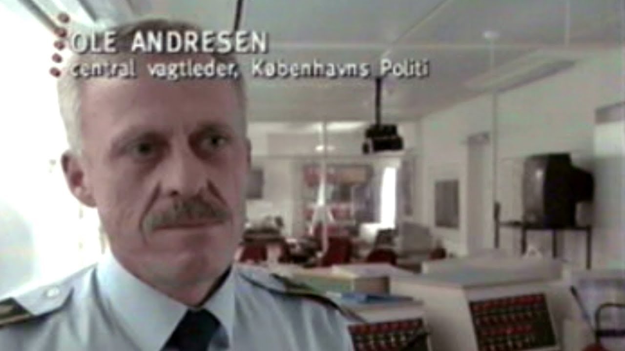 Tv-Indslag om Radio-scanner, og aflytning af Politiradio - TV-Avisen - 1998