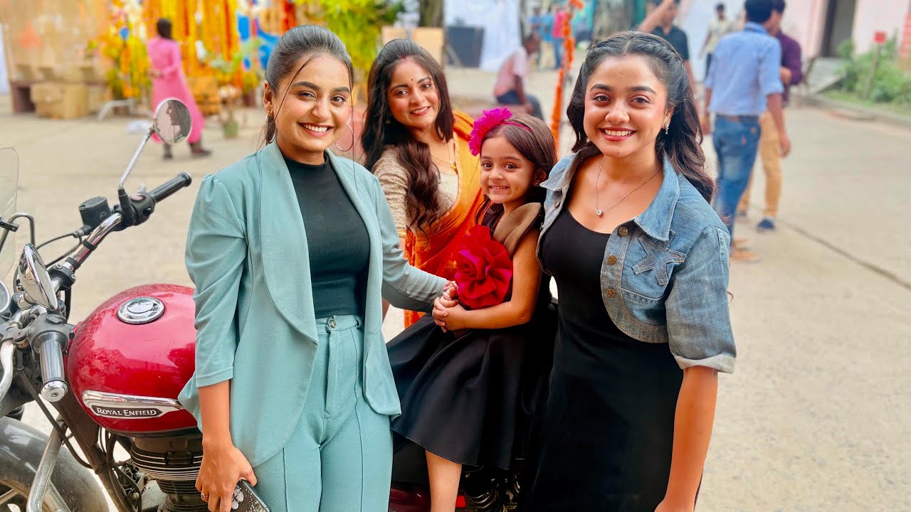 মাফিন চিকি পপিন্সদের সাথে অফস্ক্রিন দুষ্টুমি || @Oliviamalakar_soumi @michrimumma2717 