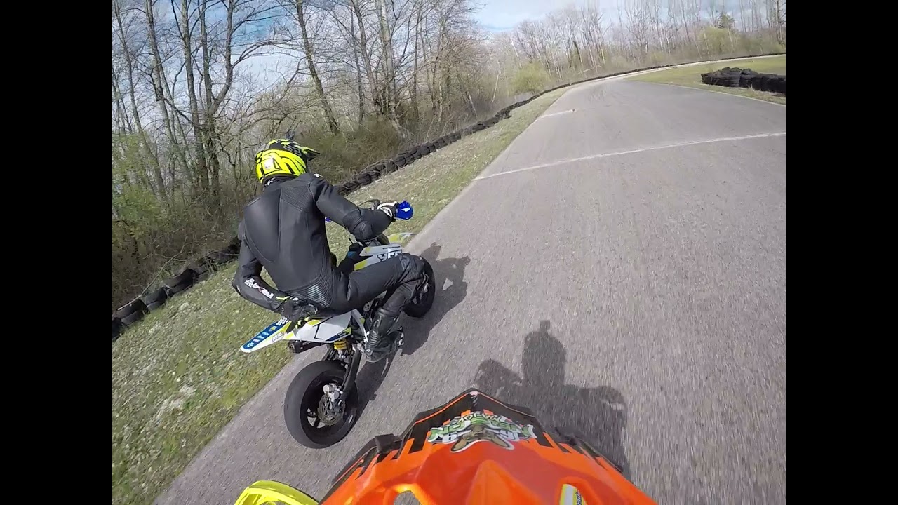 Arsouille en Dirt bike supermotard 150 ycf