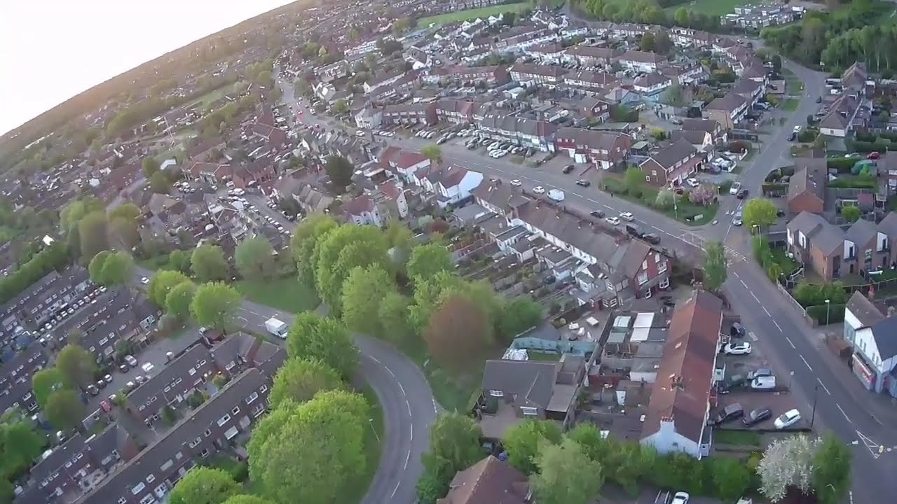 Drone footage of Cheshunt at dusk 19.04.2025