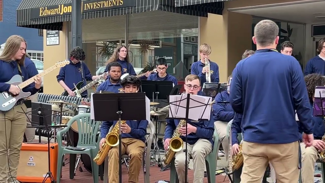 2022-04-29 FCHS Jazz Band International Jazz Day performance