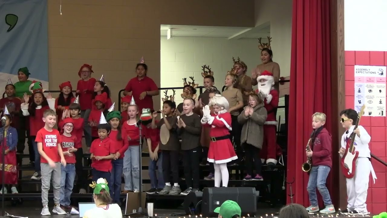 JB Hunt Elementary | 3rd Grade Program 2024 | Elves' Impersonator