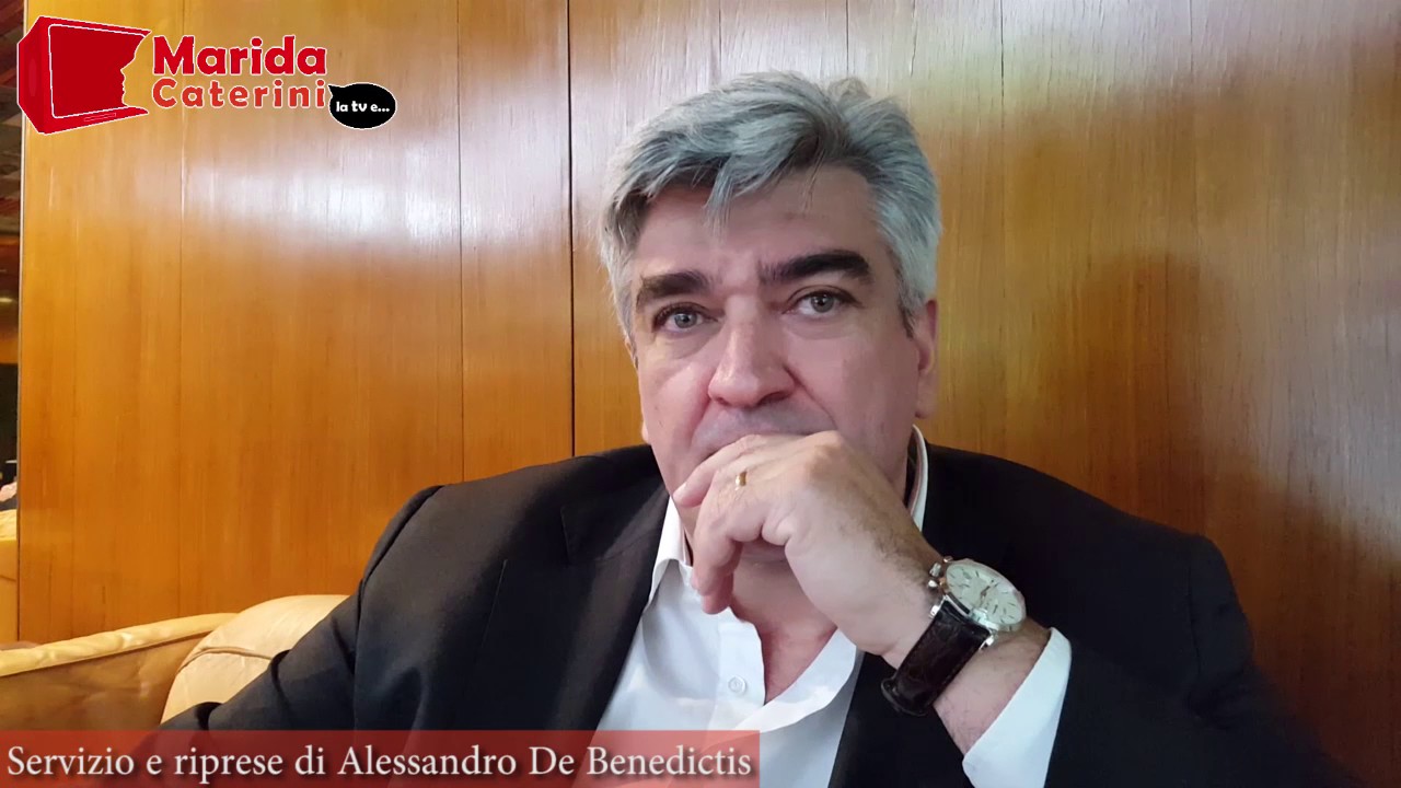 Antonio Milo è Saverio Mandarà in Maltese - il romanzo del commissario