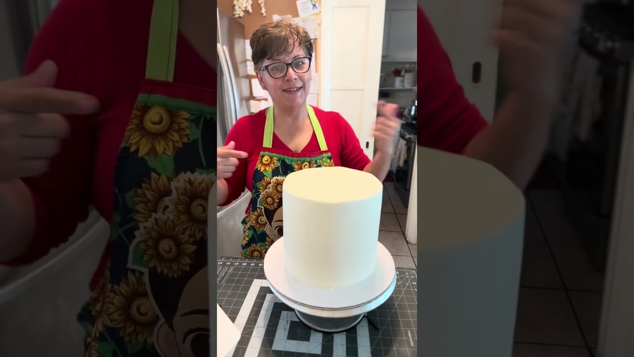 Acompáñame a decorar este hermoso pastel ❤️❤️