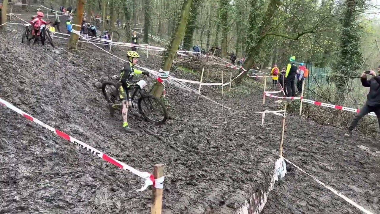 Csehország,Kutna Hora XCO U13 “Küzdés az elemekkel”