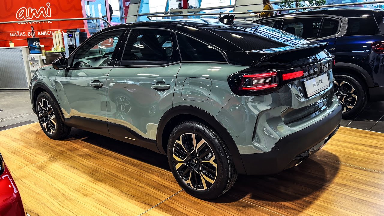 NEW Citroen C4 (2025) - Interior and Exterior Walkaround 4K