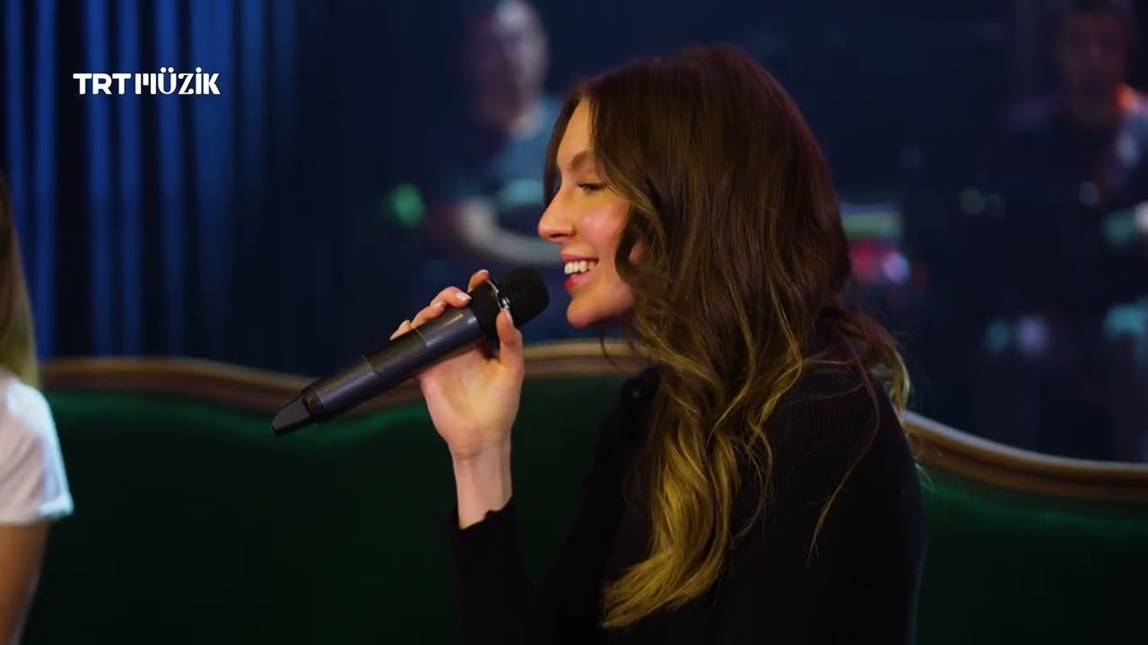 Alara Eriç - Bana Öyle Bakma Cover