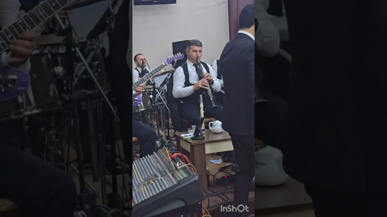 Elabbas Pasayev. Ulduz instrumental ansamblı.Müğenni Miri Mürselli .  Neftçala rayonu.