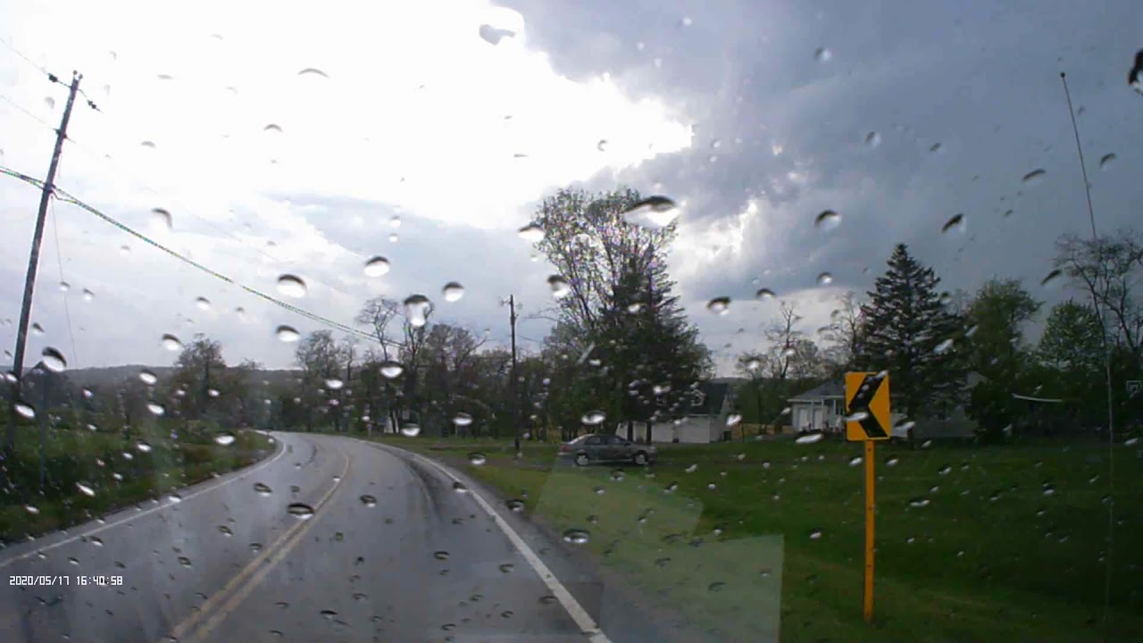 Crazy Driver Sideways in 55MPH road Raining. SR154 West Elkton OH