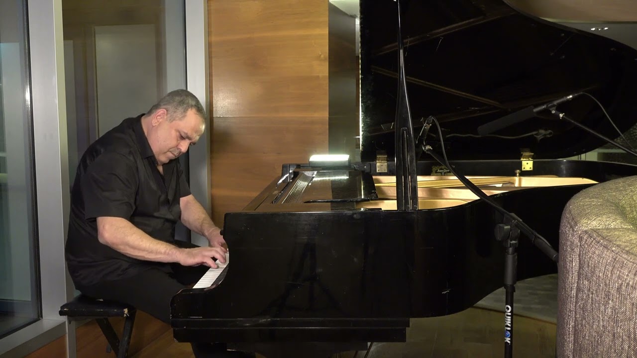 כבר עברו השנים