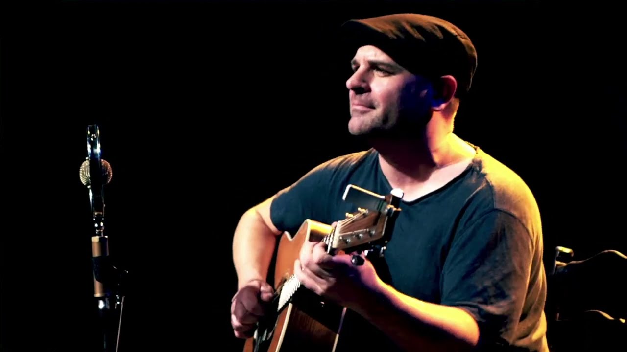 Me And The Devil Blues - Chris Quinn, Live In Concert