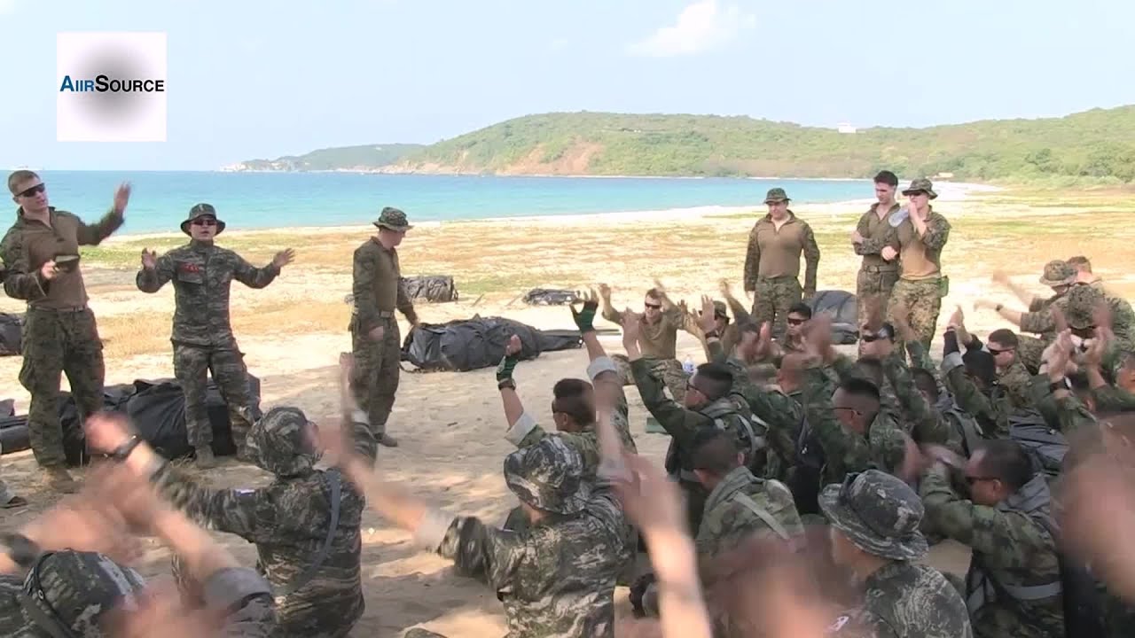 Thai, Korea and U.S. Marines in Recon Small Boat Training
