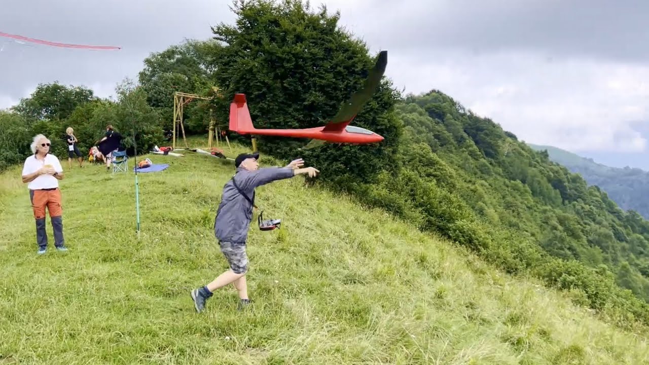RC Glider slope soaring  - Ventus maiden flight.