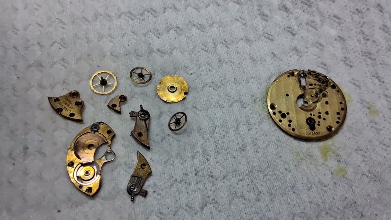 Limpeza de relogios por ultra-som.