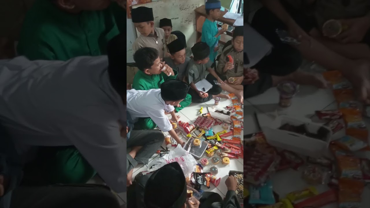 makan jajan bersama setelah kajian bareng santri RQ