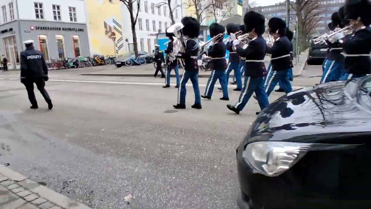 Amalienborg to Rosenborg by King's Life Guard, Copenhagen, after Changing of the Guard. 25/2/25.