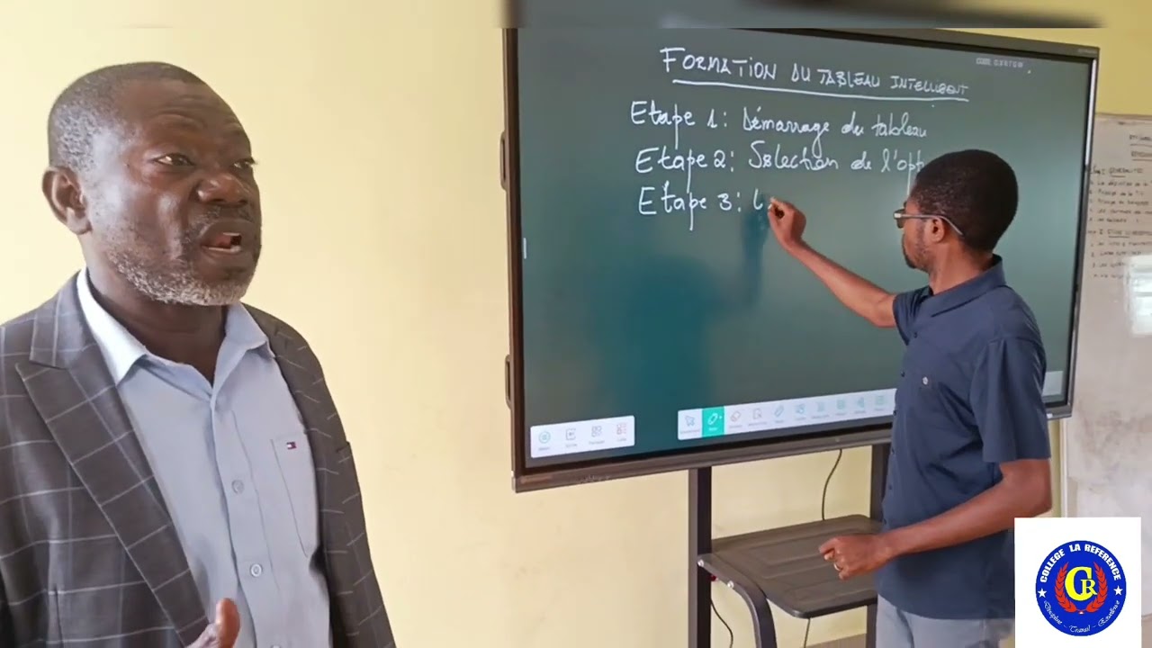 Formation sur l'utilisation du tableau interactif.