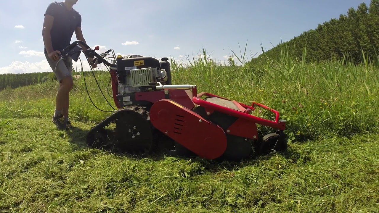 Trinciasarmenti idrostatico cingolato TR 800 Meccanica Benassi
