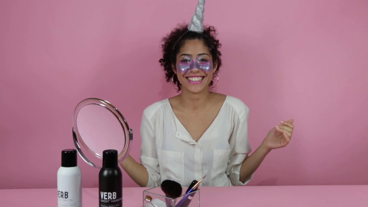 Last Minute Halloween Looks: Unicorn Costume