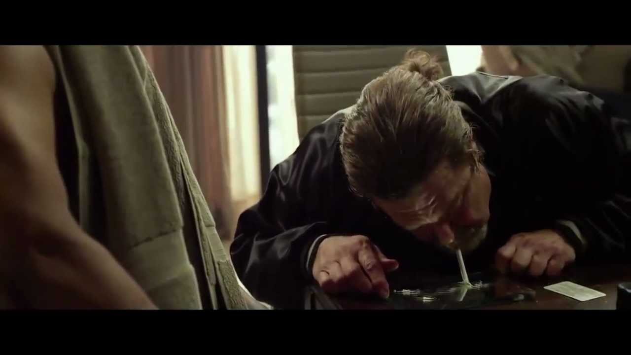 Flight 2012 - Coco Puff (Denzel Washington) Epic coke snort!