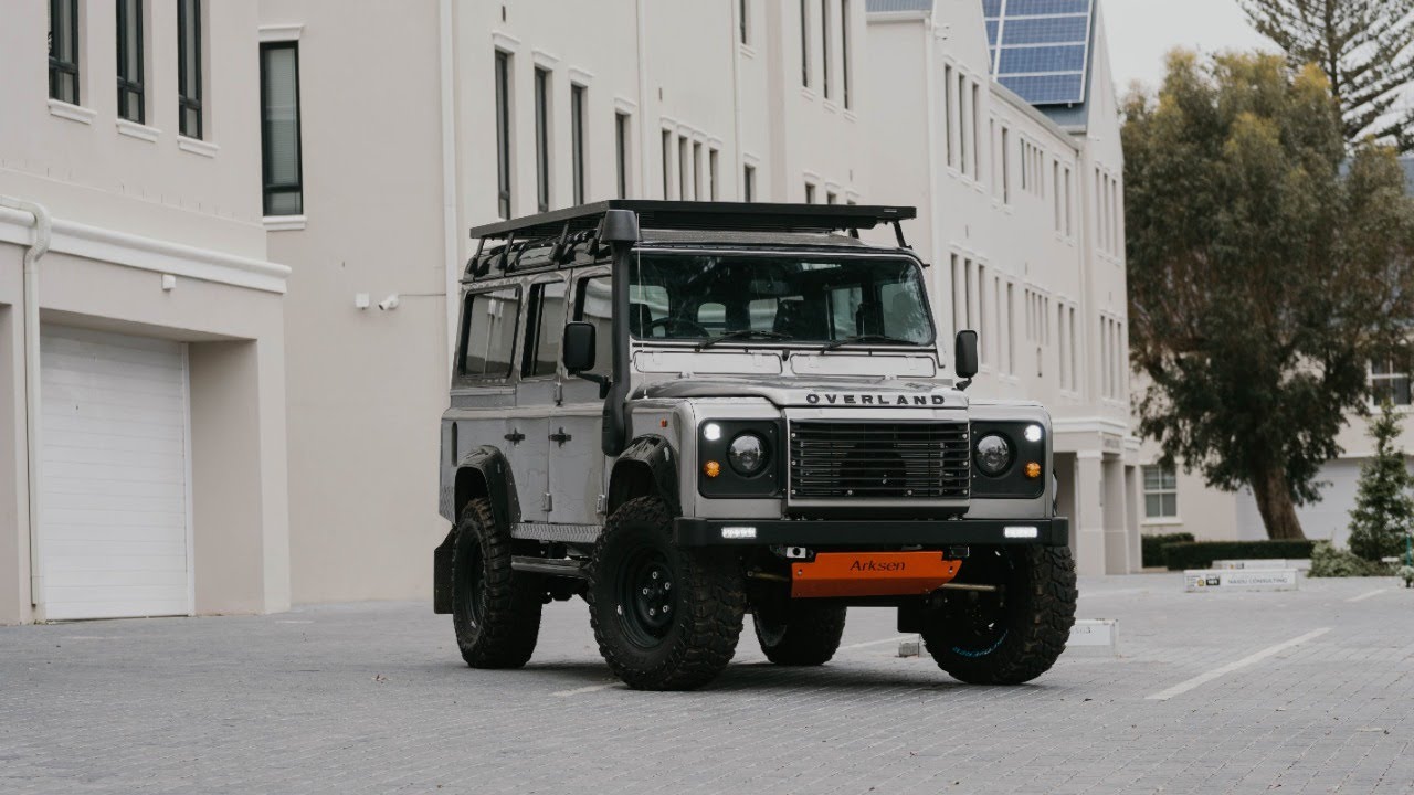 The one and only Defender you'll ever need // Pon Steyn