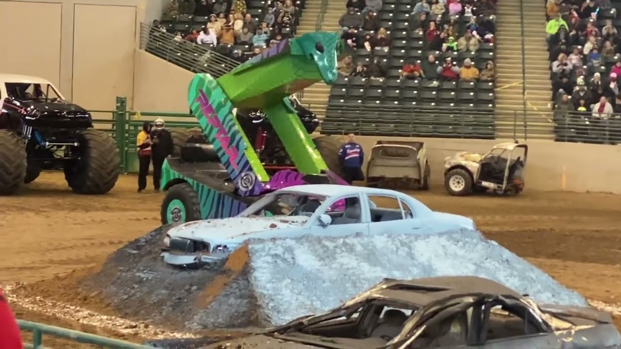 Galactron VS Reptar At Monster Truck Wars In Conroe