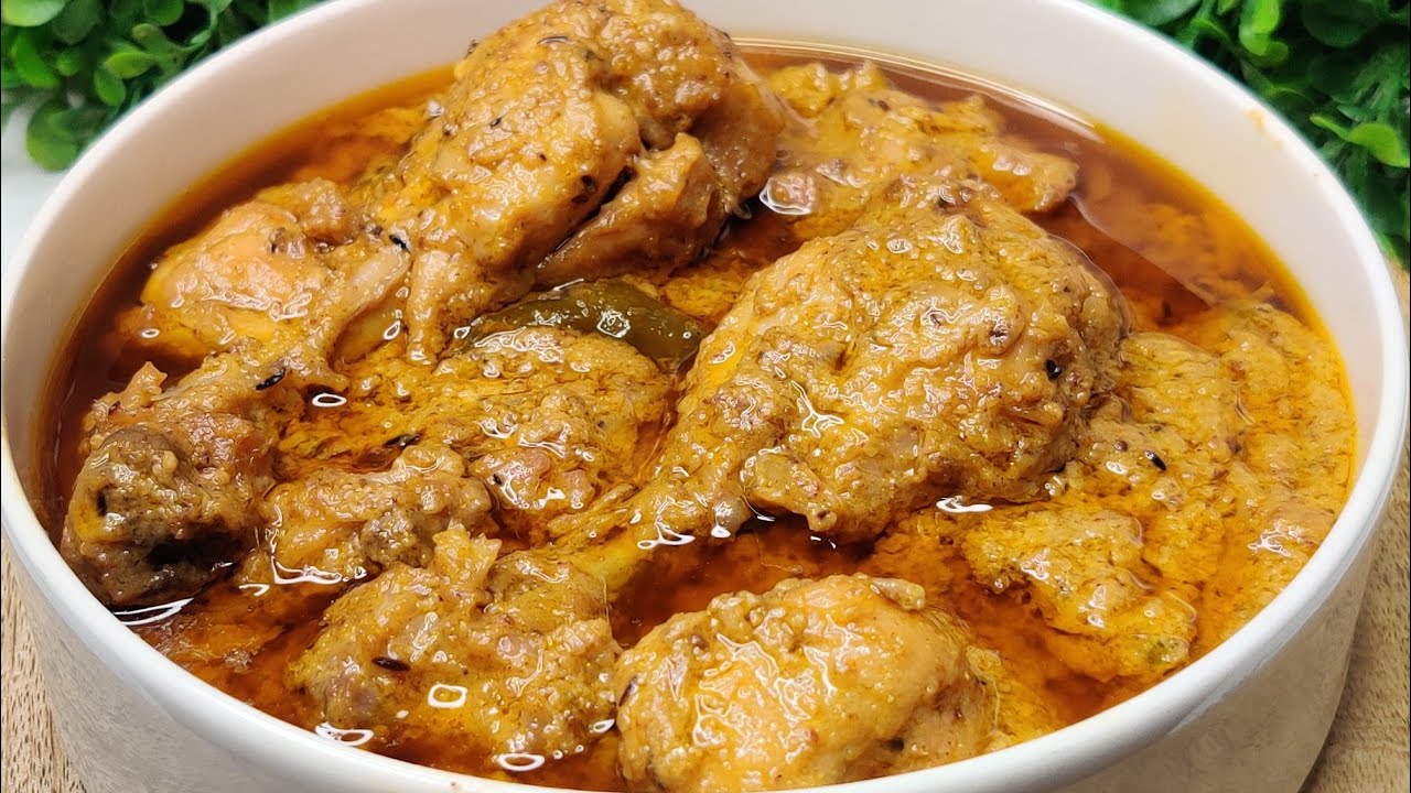 চিকেনের নতুন স্বাদ পেতে চাইলে অবশ্যই এই চিকেন রেসিপি টা বানান | Smooth silky chicken curry recipe