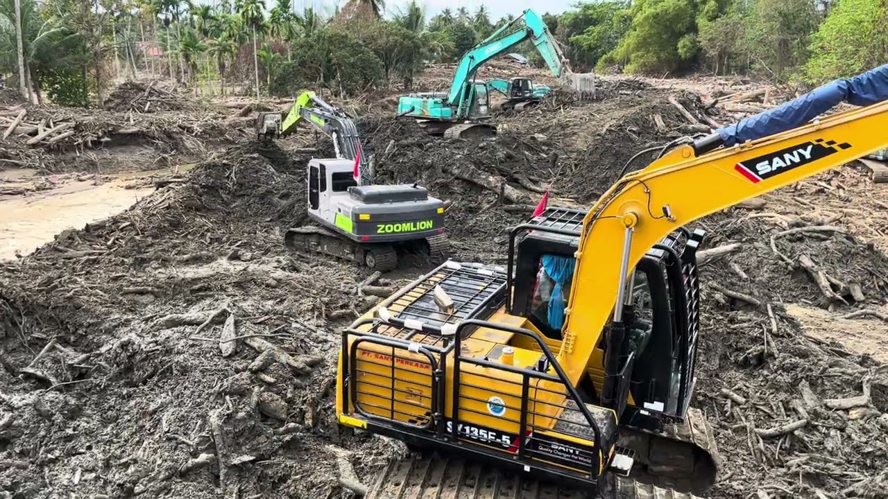 Amazing!! Working excavator
