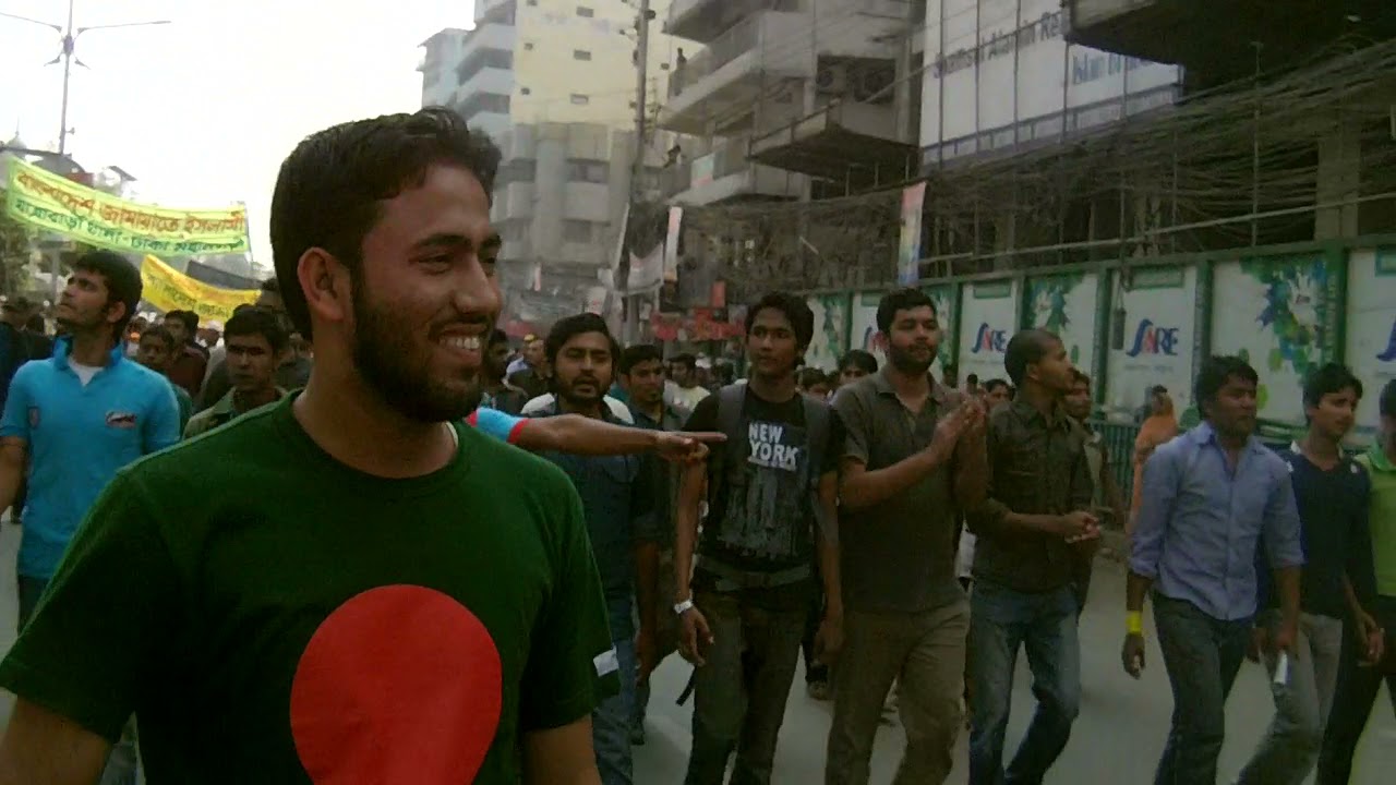 কে বলে রে রাজাকার, সাঈদী মোদের অহংকার (ঢাকার রাজপথে শিবিরের উজ্জীবিত স্লোগান)