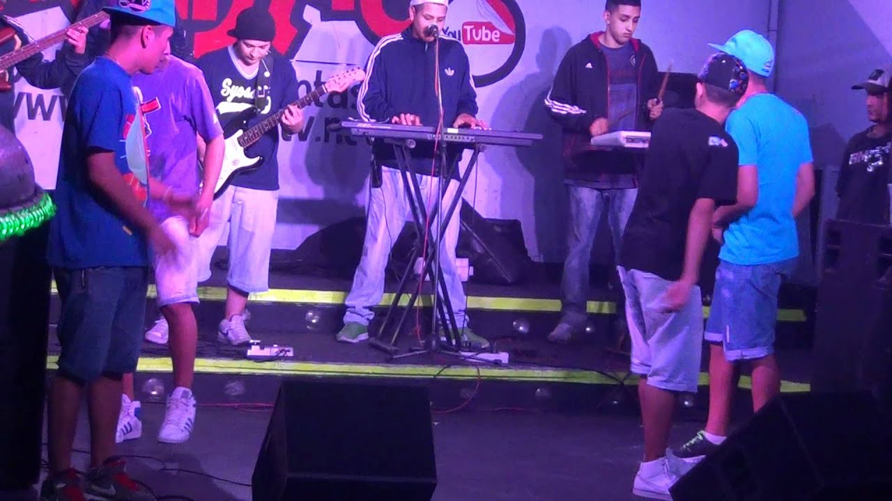 LOS WACHITURROS CANTA SIMON GAETE DANDOLE