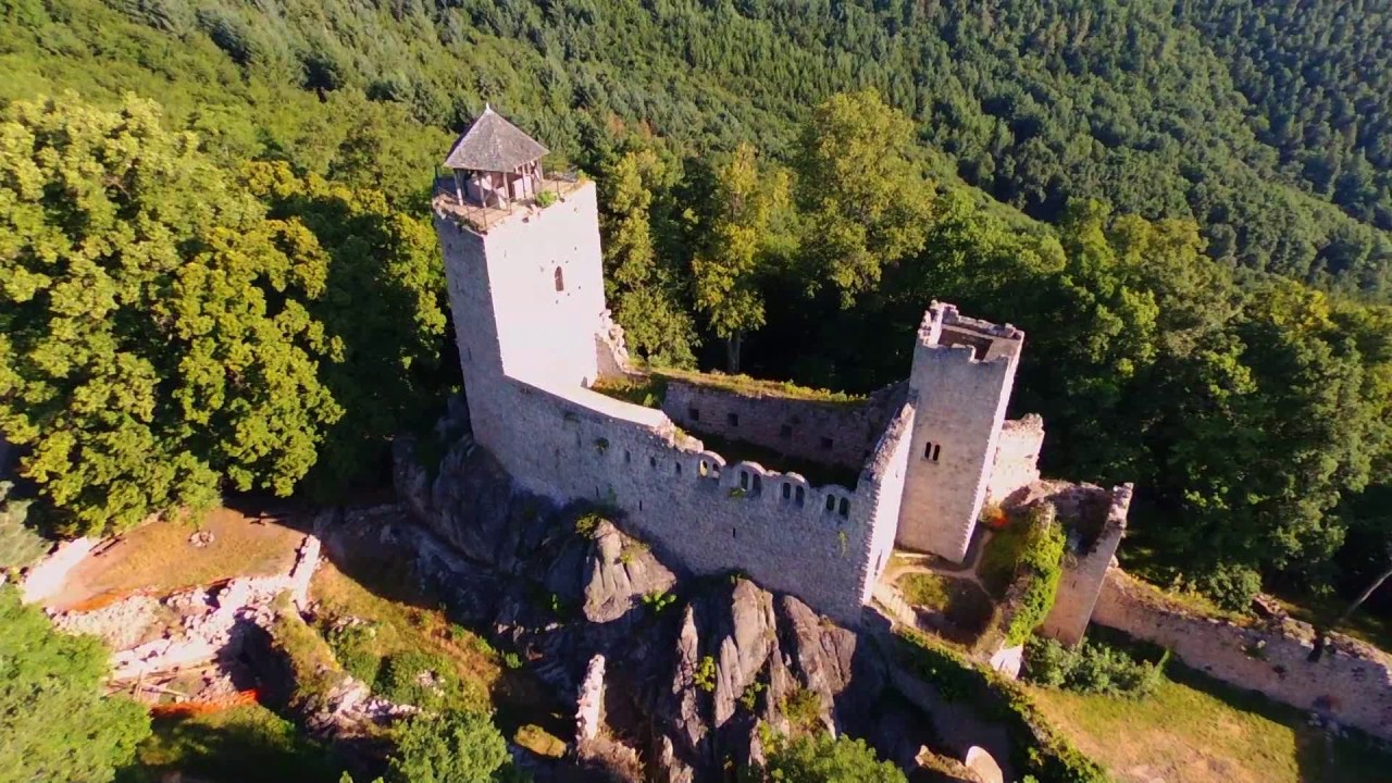 Bernstein (château) & Falkenstein (rocher), Alsace - vues aériennes - Bebop 2 (Parrot)