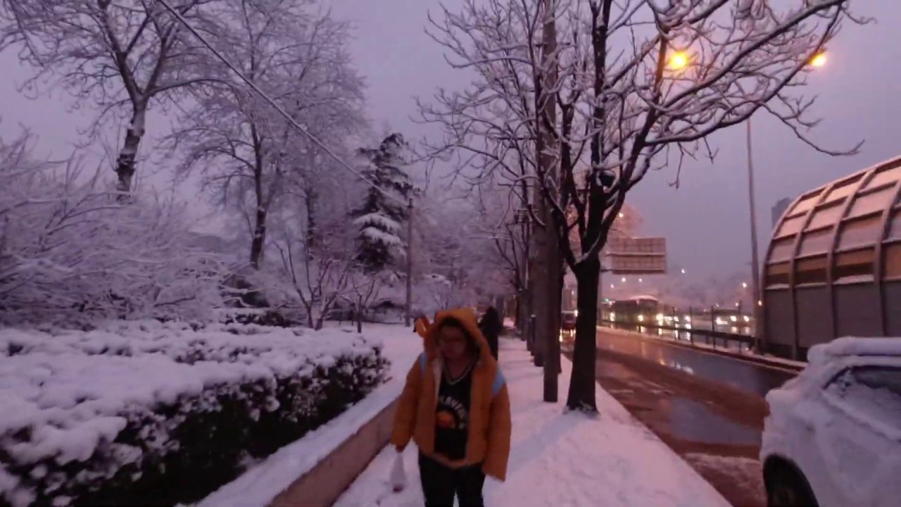 What it feels to walk around Beijing in its first snow 2020?