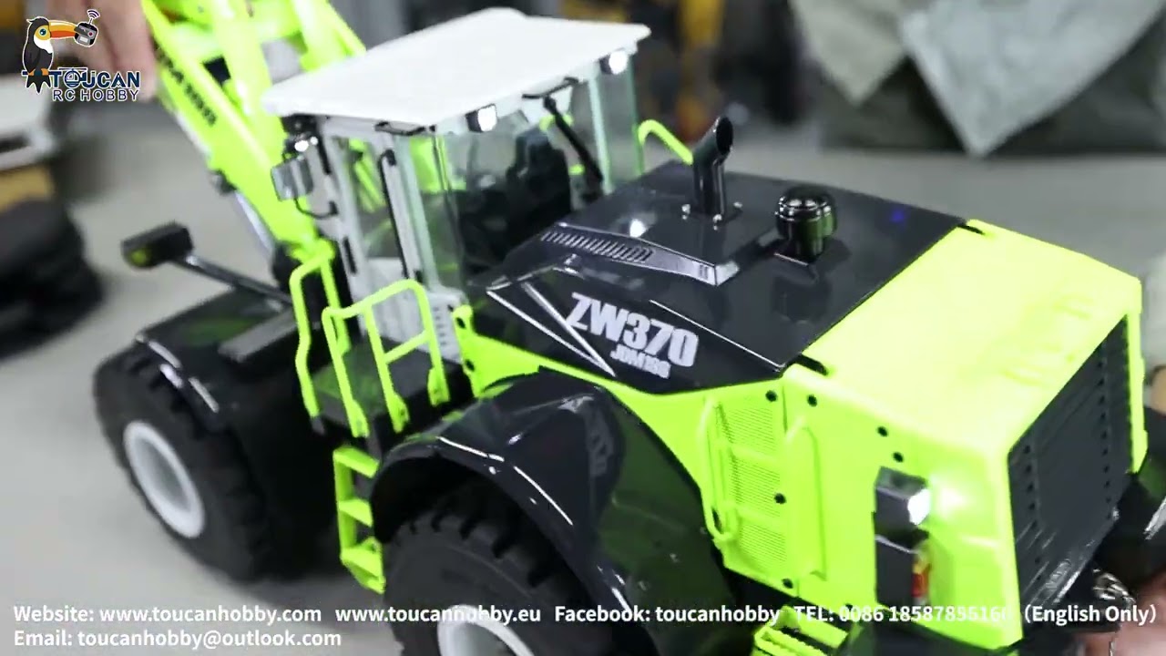 The new painting of JDM-198 ZW370 rc loader #hydraulic #rc